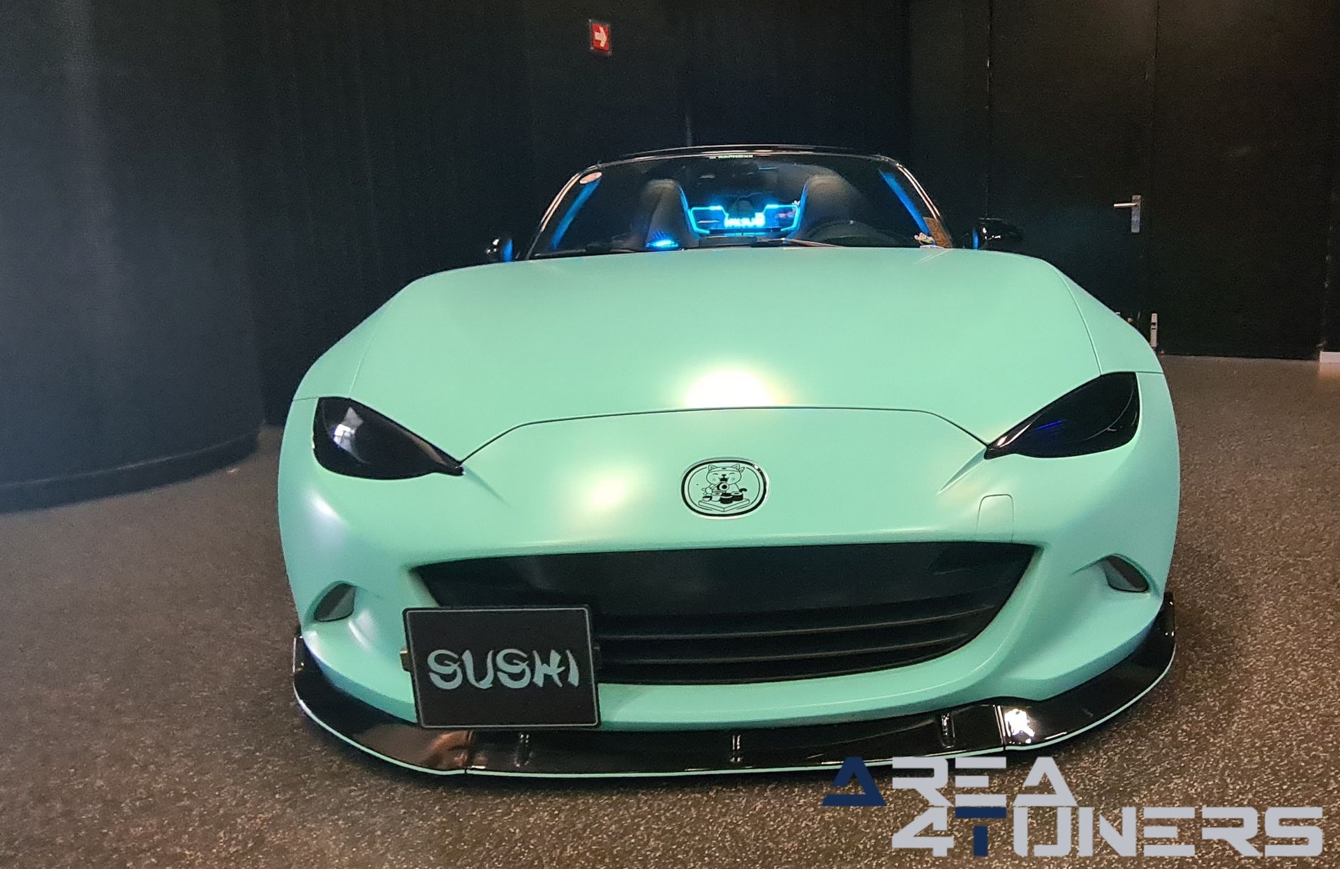 Nitro Sensations 16 Car Show
Imagen del reportaje de la revista Tuning Area4tuners.es, de la concentración de coches Tuning del año 2023 en Tielt, Bélgica