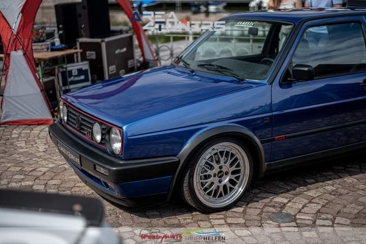 Exclusiv Typ 19
Imagen del reportaje de la revista Tuning Area4tuners.es, de la concentración de coches Tuning del año 2023 en Treffen, Austria