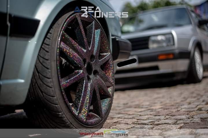 Exclusiv Typ 19
Imagen del reportaje de la revista Tuning Area4tuners.es, de la concentración de coches Tuning del año 2023 en Treffen, Austria