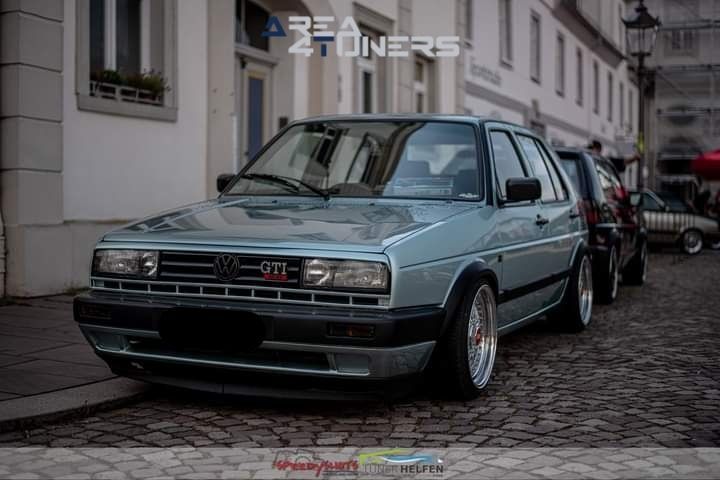 Exclusiv Typ 19
Imagen del reportaje de la revista Tuning Area4tuners.es, de la concentración de coches Tuning del año 2023 en Treffen, Austria