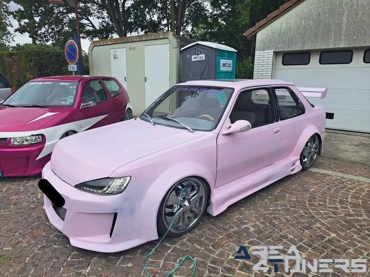 20 Ans Du Cristal Concept
Imagen del reportaje de la revista Tuning Area4tuners.es, de la concentración de coches Tuning del año 2023 en Suippes, Bélgica