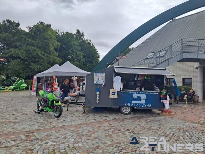 20 Ans Du Cristal Concept
Imagen del reportaje de la revista Tuning Area4tuners.es, de la concentración de coches Tuning del año 2023 en Suippes, Bélgica