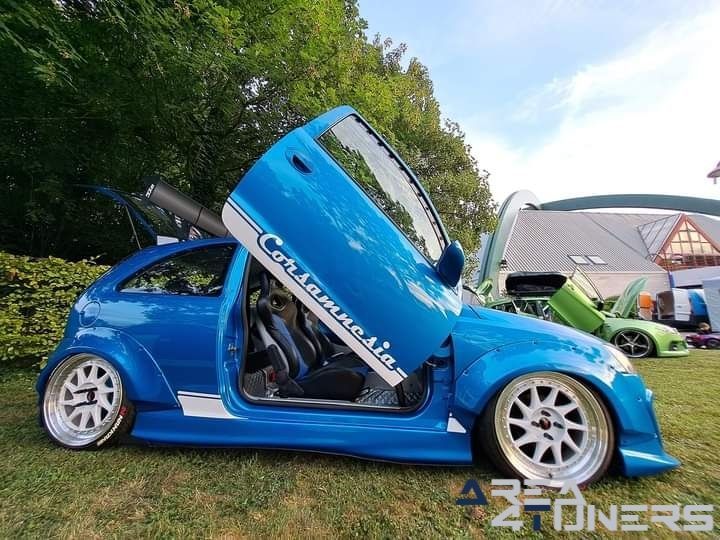 20 Ans Du Cristal Concept
Imagen del reportaje de la revista Tuning Area4tuners.es, de la concentración de coches Tuning del año 2023 en Suippes, Bélgica