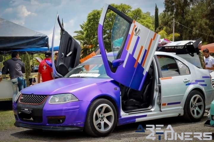 Meet 100
Imagen del reportaje de la revista Tuning Area4tuners.es, de la concentración de coches Tuning del año 2023 en San Pedro De La Laguna, México