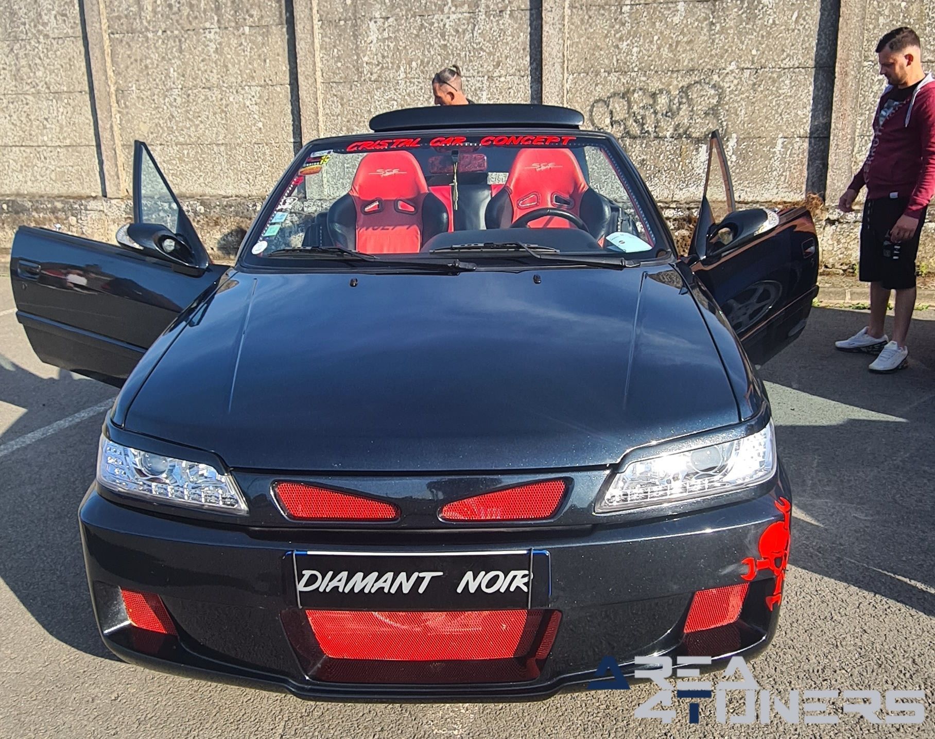 9eme Meeting Des Anarchies
Imagen del reportaje de la revista Tuning Area4tuners.es, de la concentración de coches Tuning del año 2023 en Isbergues, Bélgica