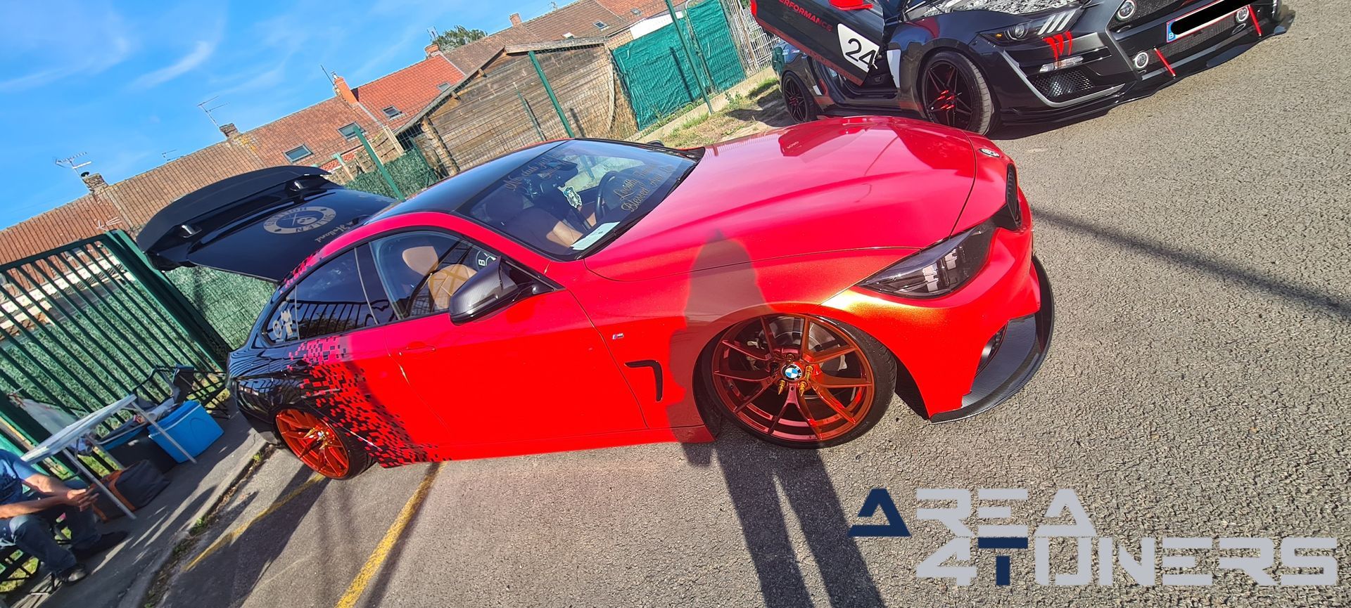 9eme Meeting Des Anarchies
Imagen del reportaje de la revista Tuning Area4tuners.es, de la concentración de coches Tuning del año 2023 en Isbergues, Bélgica