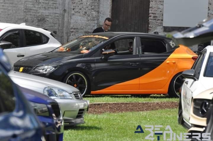 3TH The BBD Edition Chique
Imagen del reportaje de la revista Tuning Area4tuners.es, de la concentración de coches Tuning del año 2023 en Wielsbeke, Bélgica