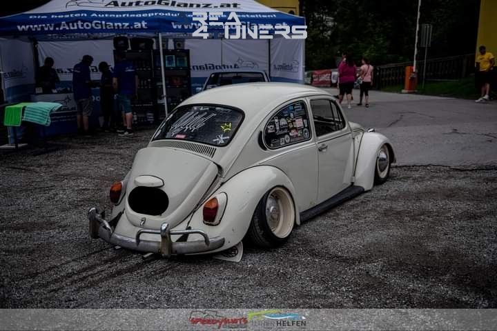 Cult And More
Imagen del reportaje de la revista Tuning Area4tuners.es, de la concentración de coches Tuning del año 2023 en Osterreich, Alemania