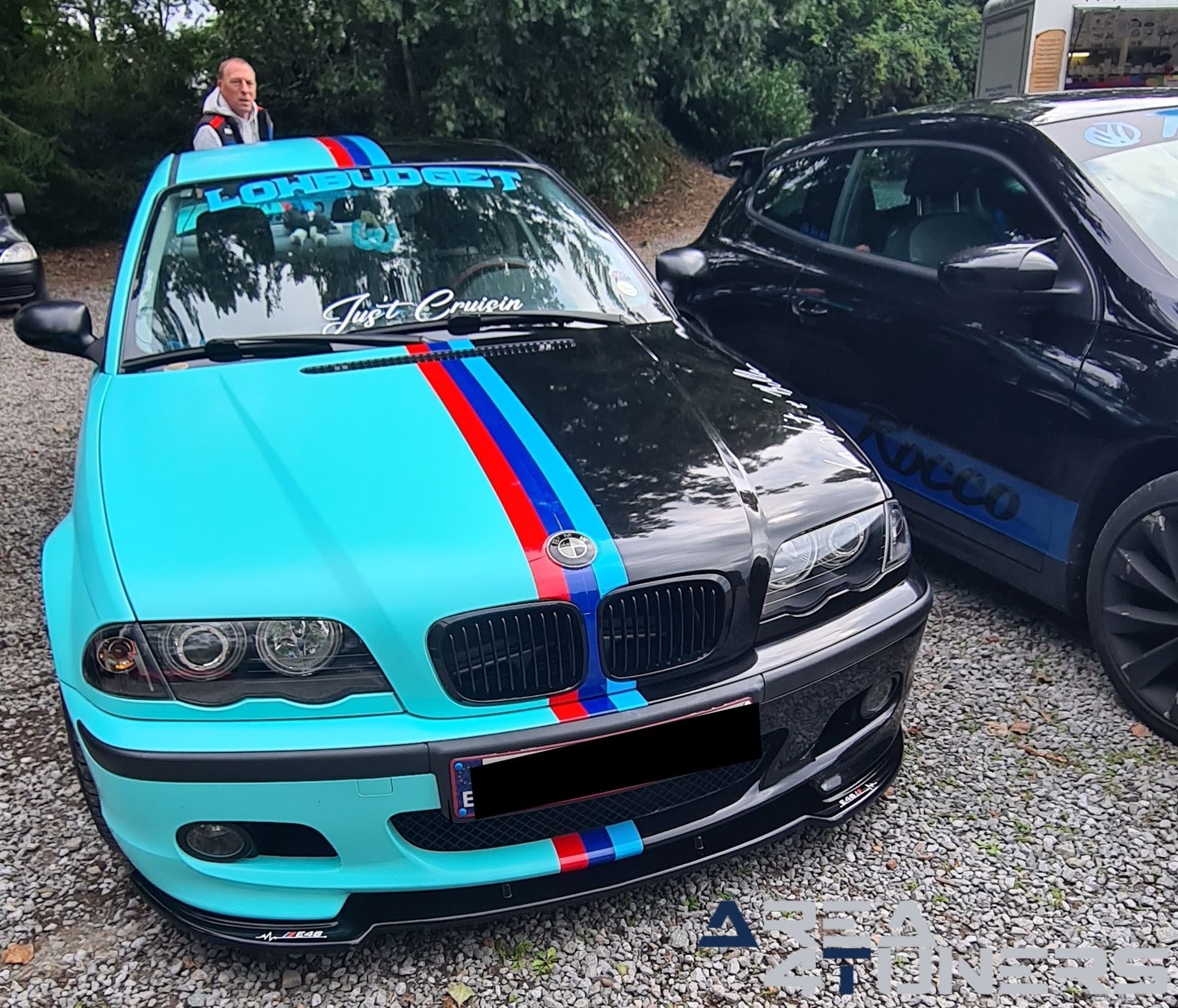 Tuning 4 Drivers Present Cars Meeting
Imagen del reportaje de la revista Tuning Area4tuners.es, de la concentración de coches Tuning del año 2023 en Herzele, Bélgica