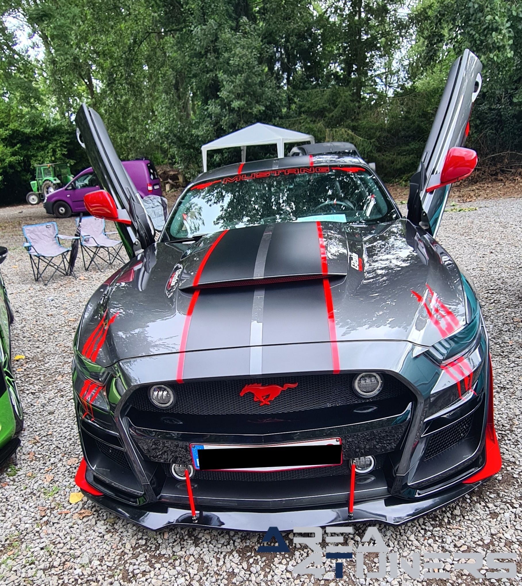 Tuning 4 Drivers Present Cars Meeting
Imagen del reportaje de la revista Tuning Area4tuners.es, de la concentración de coches Tuning del año 2023 en Herzele, Bélgica