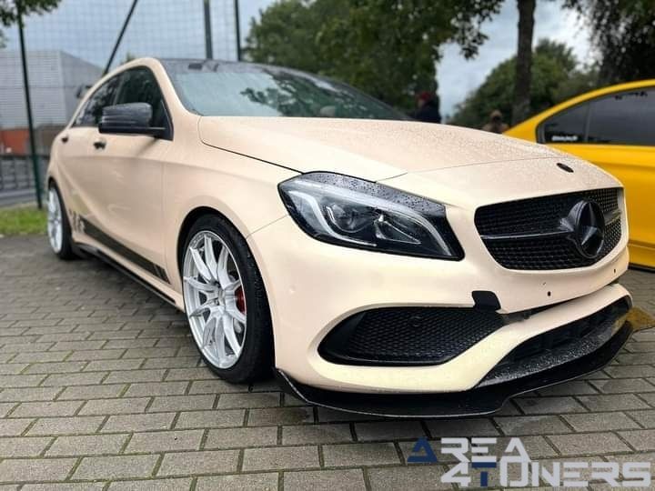 Casual Sunday 2023
Imagen del reportaje de la revista Tuning Area4tuners.es, de la concentración de coches Tuning del año 2023 en Moorslede, Bélgica