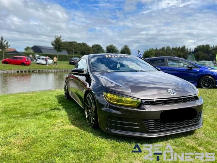 Lazy Sunday The Lake 2023
Imagen del reportaje de la revista Tuning Area4tuners.es, de la concentración de coches Tuning del año 2023 en Jabbeke, Bélgica