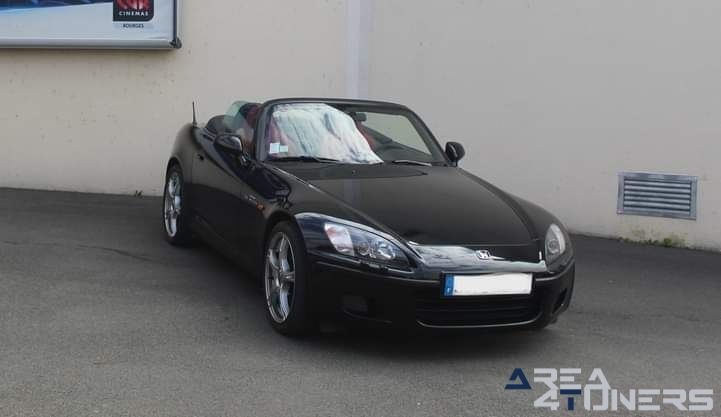 Exposition Auto Asiat 18 CGR Bourges
Imagen del reportaje de la revista Tuning Area4tuners.es, de la concentración de coches Tuning del año 2023 en Bourges, Francia