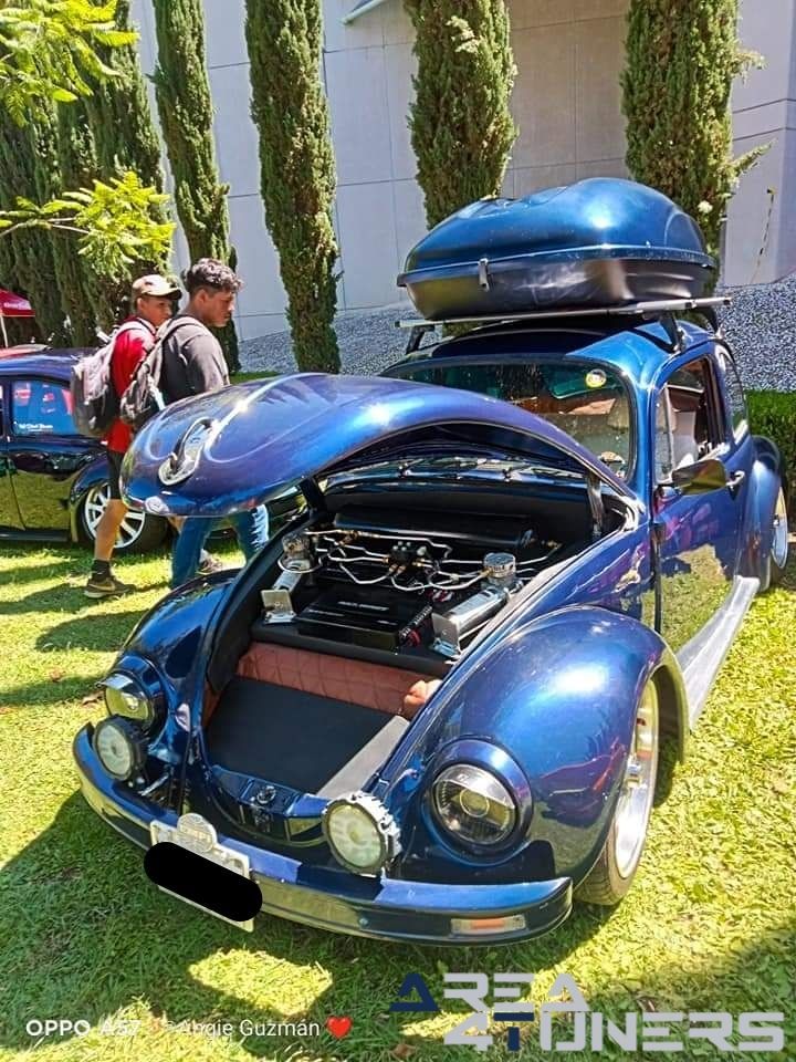 5º Aniversario Escarabajos Club Tlaxcala
Imagen del reportaje de la revista Tuning Area4tuners.es, de la concentración de coches Tuning del año 2023 en Tlaxcala, México
