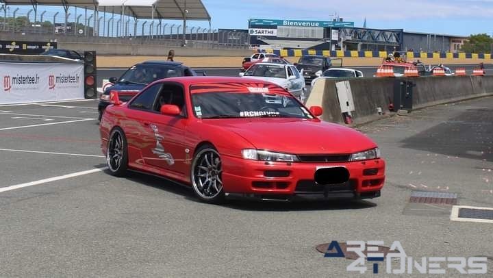 Exposition The Big Car Show
Imagen del reportaje de la revista Tuning Area4tuners.es, de la concentración de coches Tuning del año 2023 en Circuit Bugatti Le Mans, Franciae