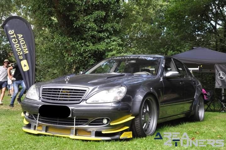 Old 2 New Green Paradise
Imagen del reportaje de la revista Tuning Area4tuners.es, de la concentración de coches Tuning del año 2023 en Webik, Bélgica