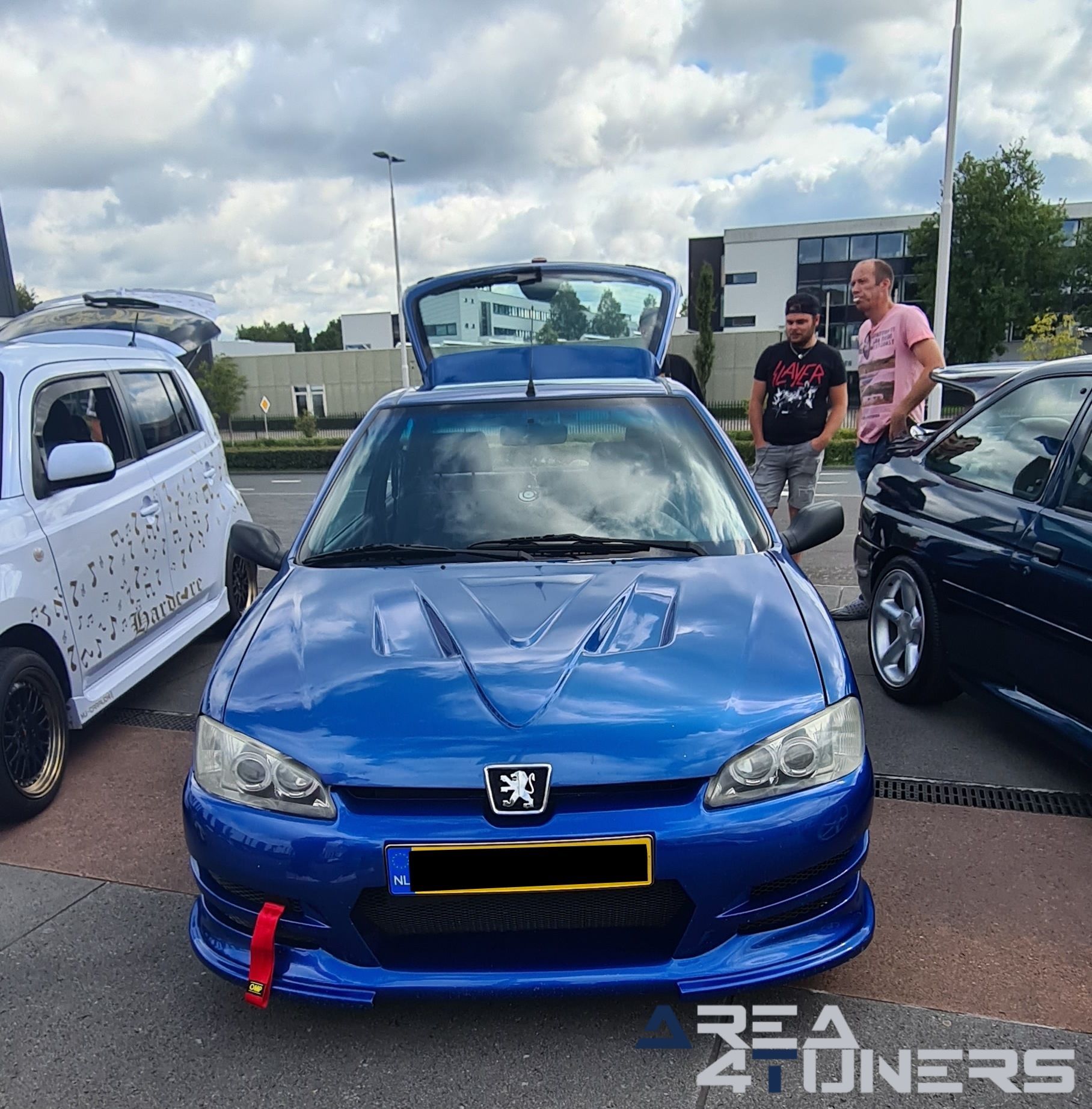 Meet The Passion Tilburg
Imagen del reportaje de la revista Tuning Area4tuners.es, de la concentración de coches Tuning del año 2023 en Tilburg, Holanda