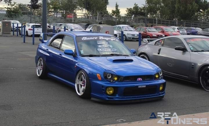 Exposition The Big Car Show
Imagen del reportaje de la revista Tuning Area4tuners.es, de la concentración de coches Tuning del año 2023 en Circuit Bugatti Le Mans, Francia