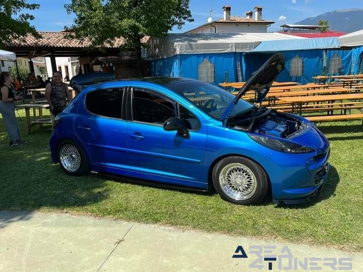 Expo Pin Tuning Day
Imagen del reportaje de la revista Tuning Area4tuners.es, de la concentración de coches Tuning del año 2023 en Cordignano, Italia