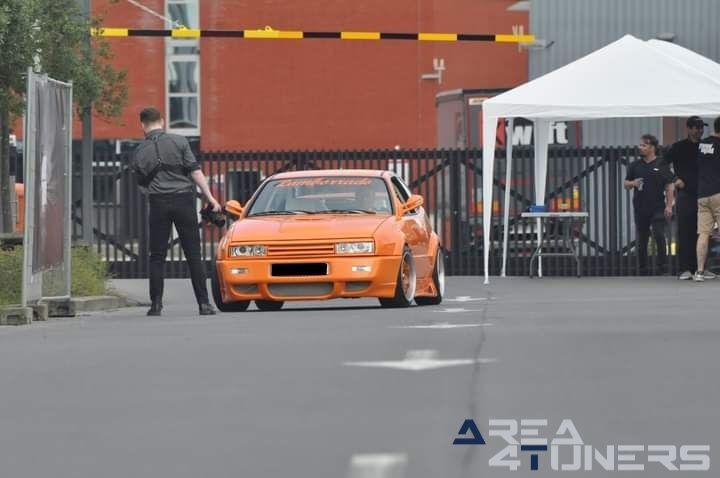 Lowerd United
Imagen del reportaje de la revista Tuning Area4tuners.es, de la concentración de coches Tuning del año 2023 en Waregen, Bélgica
