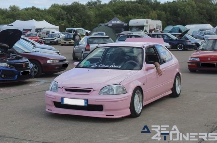 Honda Euro Meet
Imagen del reportaje de la revista Tuning Area4tuners.es, de la concentración de coches Tuning del año 2023 en Circuit Clastres, Francia