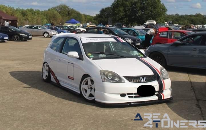 Honda Euro Meet
Imagen del reportaje de la revista Tuning Area4tuners.es, de la concentración de coches Tuning del año 2023 en Circuit Clastres, Francia