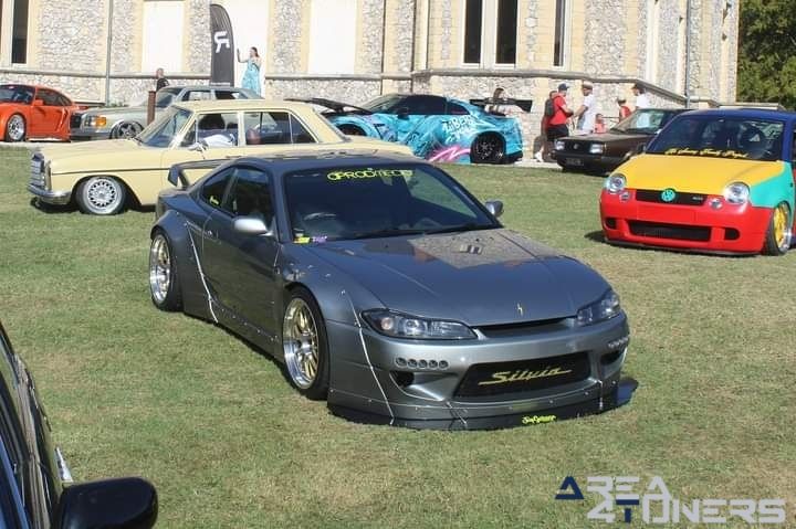 Risenation French
Imagen del reportaje de la revista Tuning Area4tuners.es, de la concentración de coches Tuning del año 2023 en Pougues Les Eaux, Francia