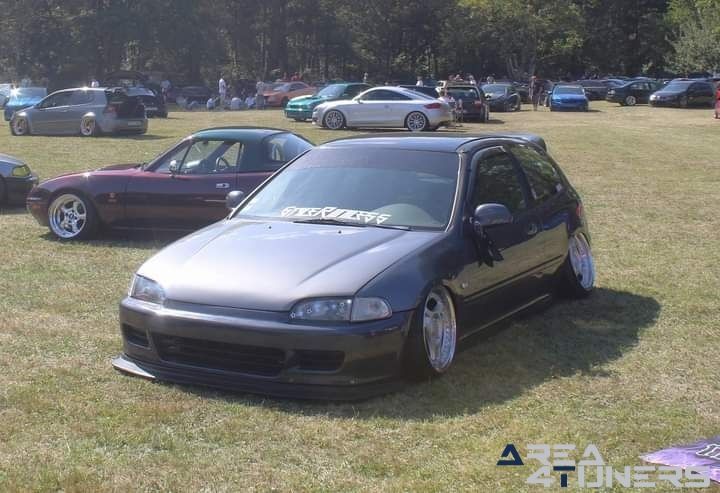 Risenation French
Imagen del reportaje de la revista Tuning Area4tuners.es, de la concentración de coches Tuning del año 2023 en Pougues Les Eaux, Francia