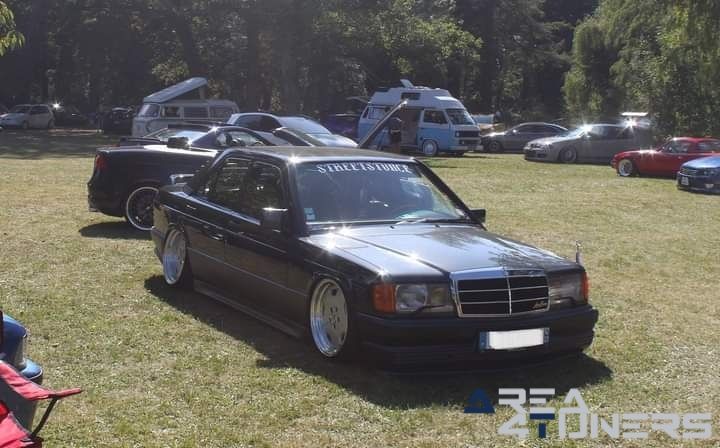 Risenation French
Imagen del reportaje de la revista Tuning Area4tuners.es, de la concentración de coches Tuning del año 2023 en Pougues Les Eaux, Francia