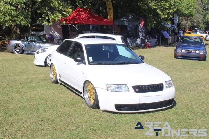 Risenation French
Imagen del reportaje de la revista Tuning Area4tuners.es, de la concentración de coches Tuning del año 2023 en Pougues Les Eaux, Francia