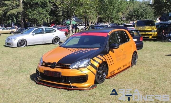 Risenation French
Imagen del reportaje de la revista Tuning Area4tuners.es, de la concentración de coches Tuning del año 2023 en Pougues Les Eaux, Francia