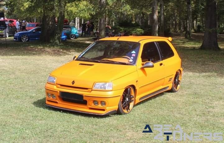 Risenation French
Imagen del reportaje de la revista Tuning Area4tuners.es, de la concentración de coches Tuning del año 2023 en Pougues Les Eaux, Francia