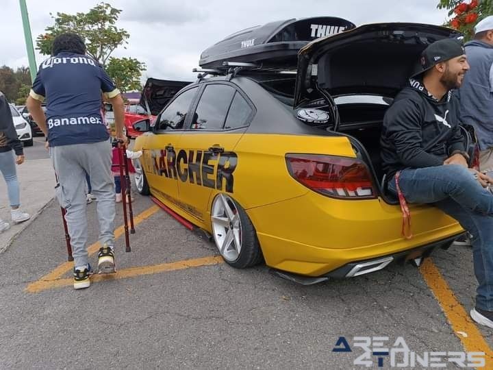 Sam's Tepeyac
Imagen del reportaje de la revista Tuning Area4tuners.es, de la concentración de coches Tuning del año 2023 en Tepeyac, México