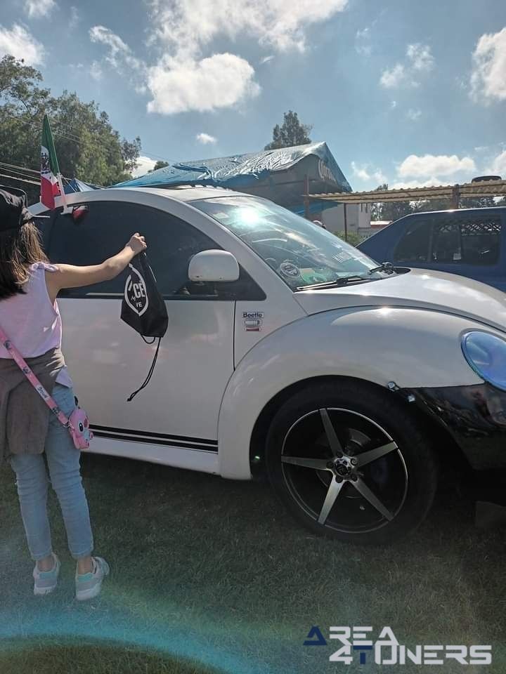 Gran Choque De Marcas 2023
Imagen del reportaje de la revista Tuning Area4tuners.es, de la concentración de coches Tuning del año 2023 en Campo Calixto, México D.F., México
