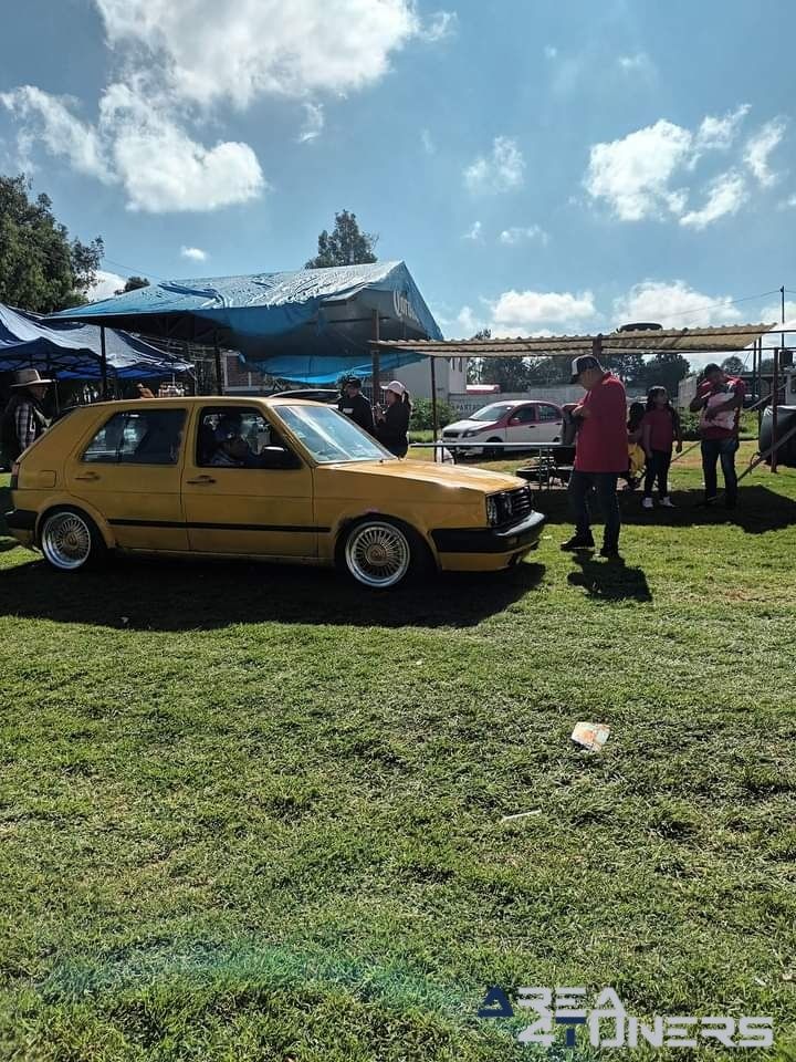 Gran Choque De Marcas 2023
Imagen del reportaje de la revista Tuning Area4tuners.es, de la concentración de coches Tuning del año 2023 en Campo Calixto, México D.F., México