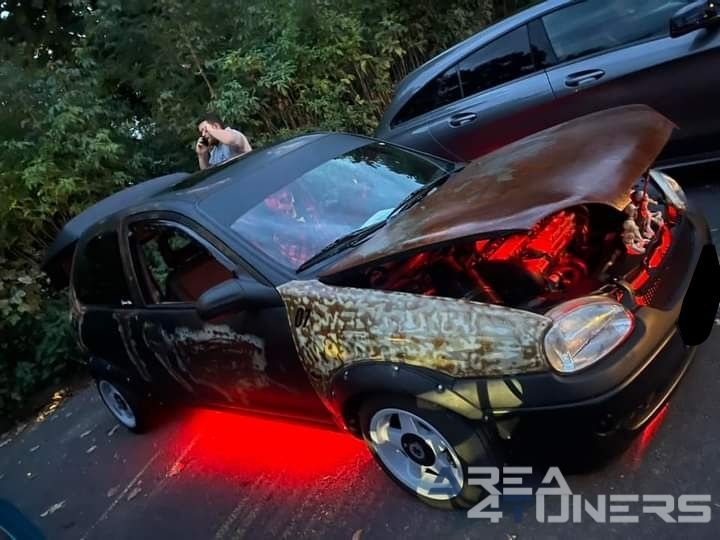 Meeting Free Drive Crew
Imagen del reportaje de la revista Tuning Area4tuners.es, de la concentración de coches Tuning del año 2023 en Waregem, Bélgica