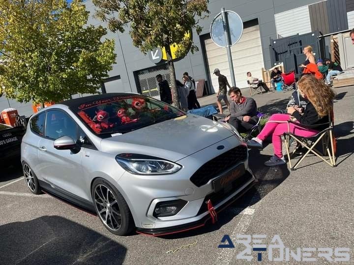 Car Addiction 2023
Imagen del reportaje de la revista Tuning Area4tuners.es, de la concentración de coches Tuning del año 2023 en Brujas, Bélgica