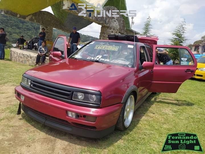 4º Aniversario Customs Of Midnight Club
Imagen del reportaje de la revista Tuning Area4tuners.es, de la concentración de coches Tuning del año 2023 en México D.F., México