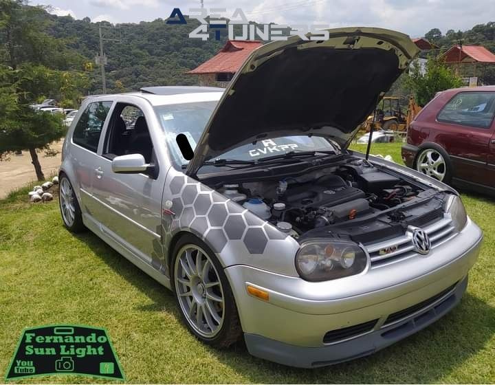 4º Aniversario Customs Of Midnight Club
Imagen del reportaje de la revista Tuning Area4tuners.es, de la concentración de coches Tuning del año 2023 en México D.F., México