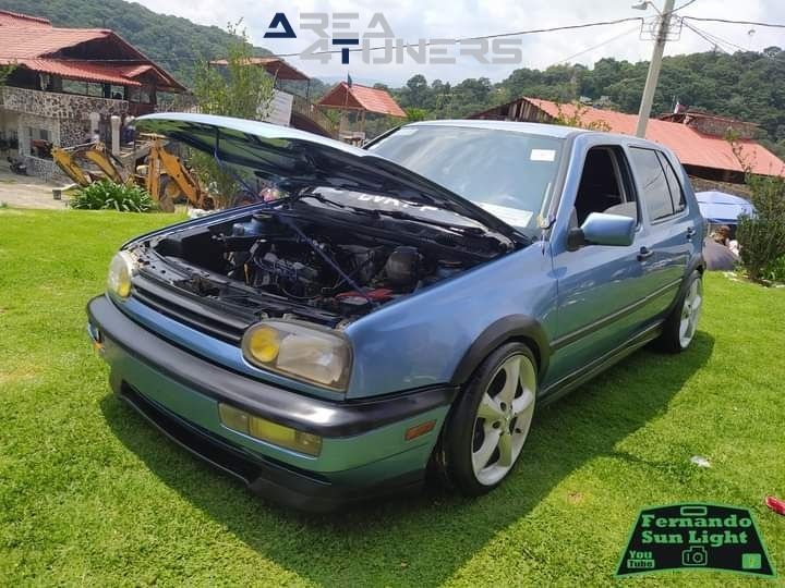 4º Aniversario Customs Of Midnight Club
Imagen del reportaje de la revista Tuning Area4tuners.es, de la concentración de coches Tuning del año 2023 en México D.F., México