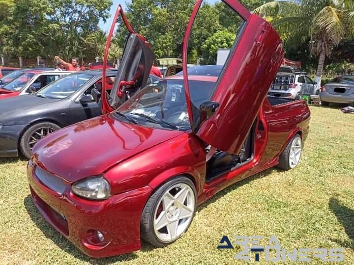 2º Veracar
Imagen del reportaje de la revista Tuning Area4tuners.es, de la concentración de coches Tuning del año 2023 en Puerto Jarocho, Veracruz, México