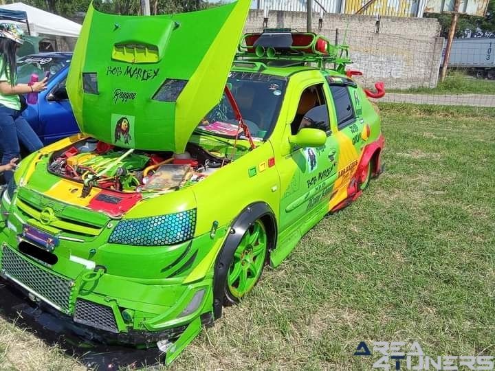 9º Car Show Crazy Driving
Imagen del reportaje de la revista Tuning Area4tuners.es, de la concentración de coches Tuning del año 2023 en El Salto Jalisco, México