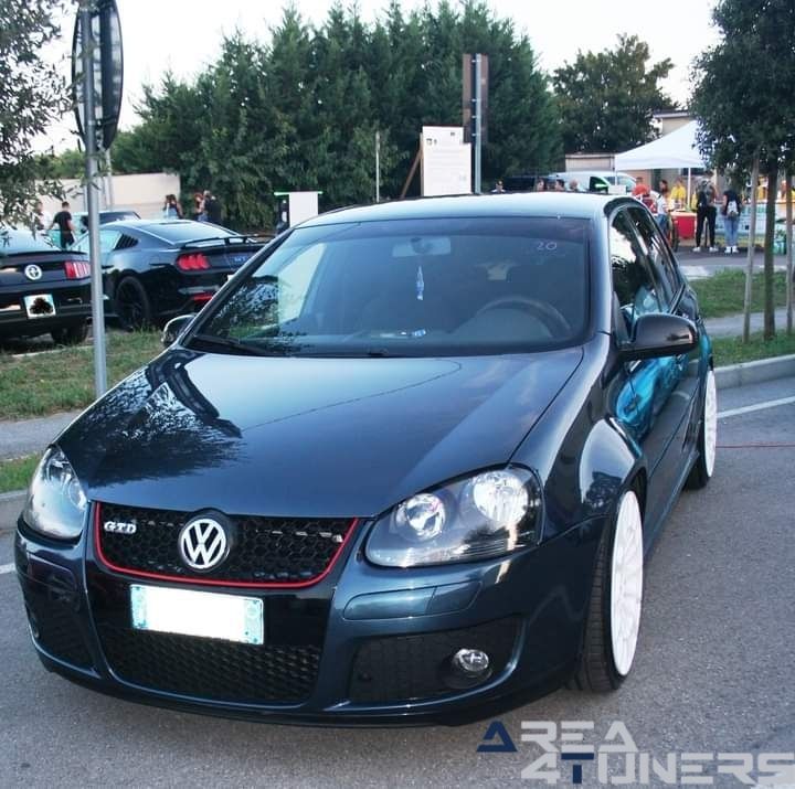 1 Expo Motori Fiera Di Loreo
Imagen del reportaje de la revista Tuning Area4tuners.es, de la concentración de coches Tuning del año 2023 en Loreo, Italia