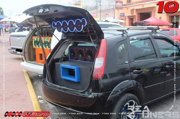 Meet 2023 The Old And New Tuning School
Imagen del reportaje de la revista Tuning Area4tuners.es, de la concentración de coches Tuning del año 2023 en Tepeaca, Puebla, México