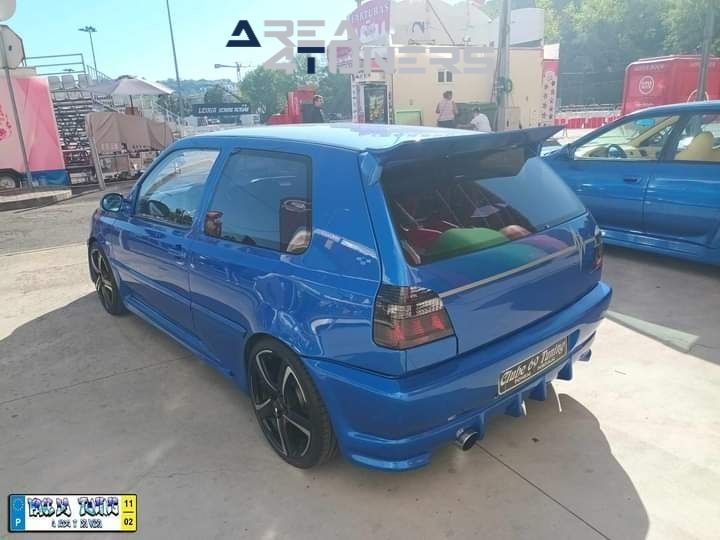 Leiria Sobre Ruedas
Imagen del reportaje de la revista Tuning Area4tuners.es, de la concentración de coches Tuning del año 2023 en Leiria, Portugal