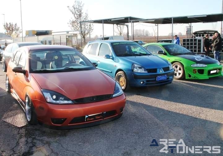 Raduno Di Natale Bar 2000
Imagen del reportaje de la revista Tuning Area4tuners.es, de la concentración de coches Tuning del año 2023 en Benevento, Italia