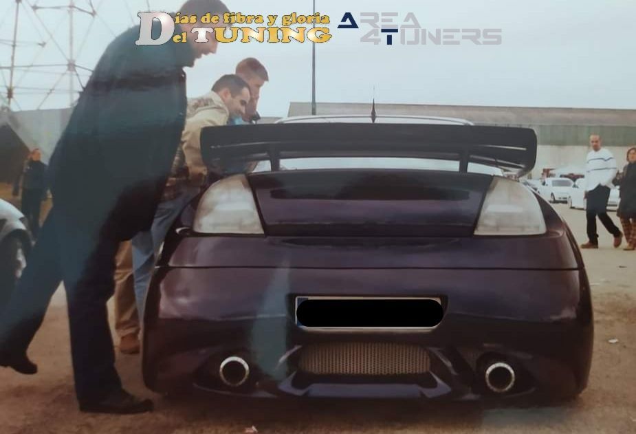 Concentración Tuning 2002 Cid Burgos, España