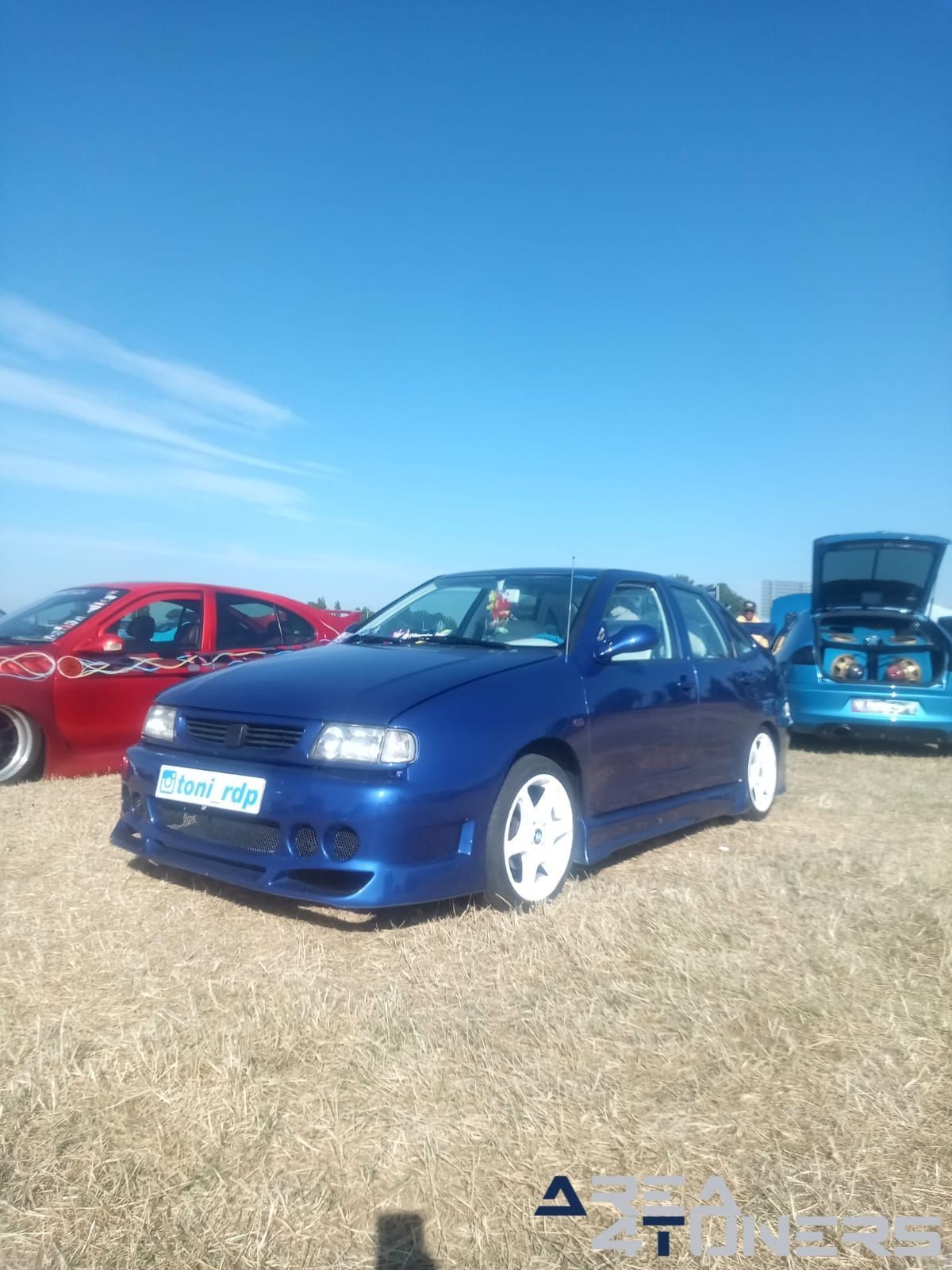 Villoria Motor Show 6º Aniversario
Imagen del reportaje de la revista Tuning Area4tuners.es, de la concentración de coches Tuning del año 2024 en Villoria, Salamanca, España.