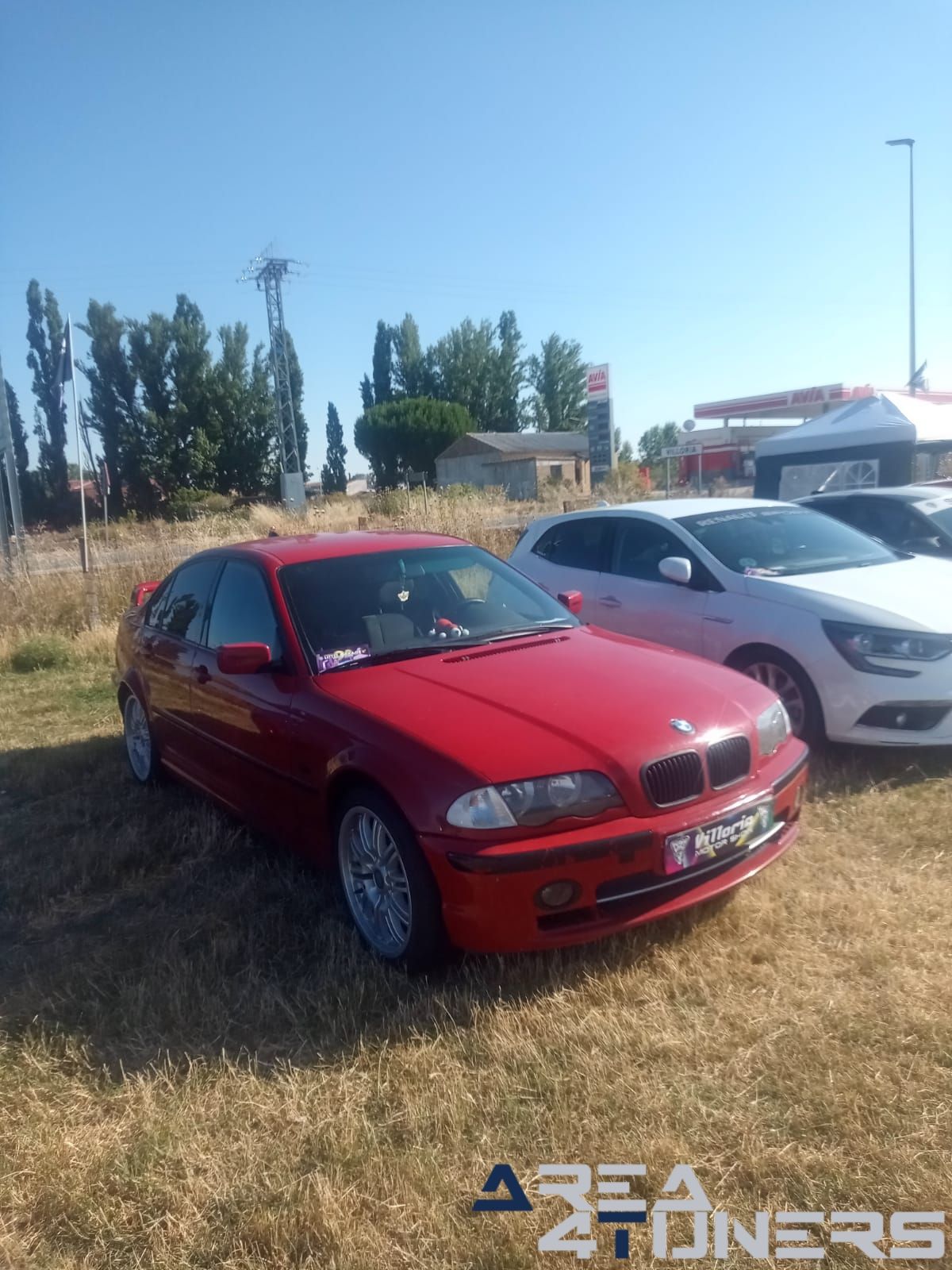 Villoria Motor Show 6º Aniversario
Imagen del reportaje de la revista Tuning Area4tuners.es, de la concentración de coches Tuning del año 2024 en Villoria, Salamanca, España.