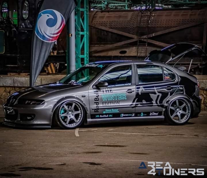 Nacional Event All Style Volumén 2
Imagen del reportaje de la revista Tuning Area4tuners.es, de la concentración de coches Tuning del año 2024 en Peñarroya Pueblonuevo, provincia de Córdoba, España